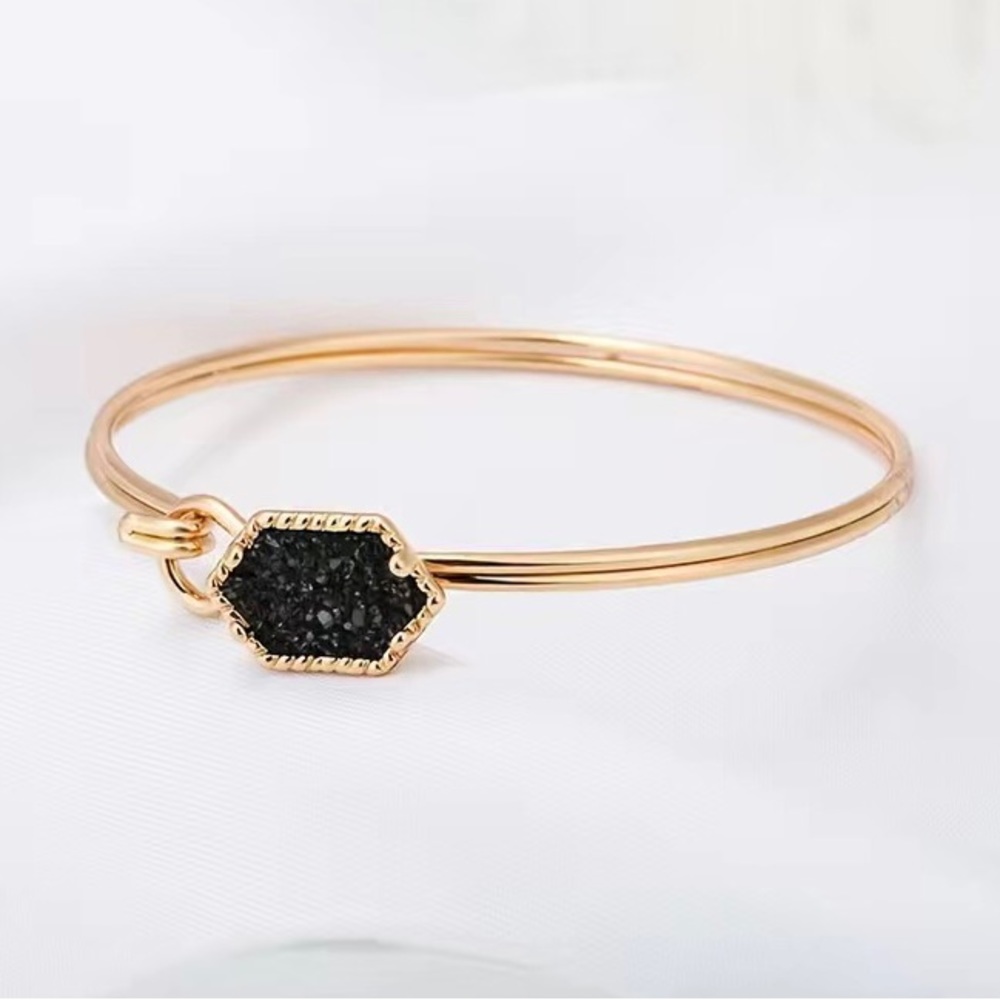 Black Stone Gold Bracelet